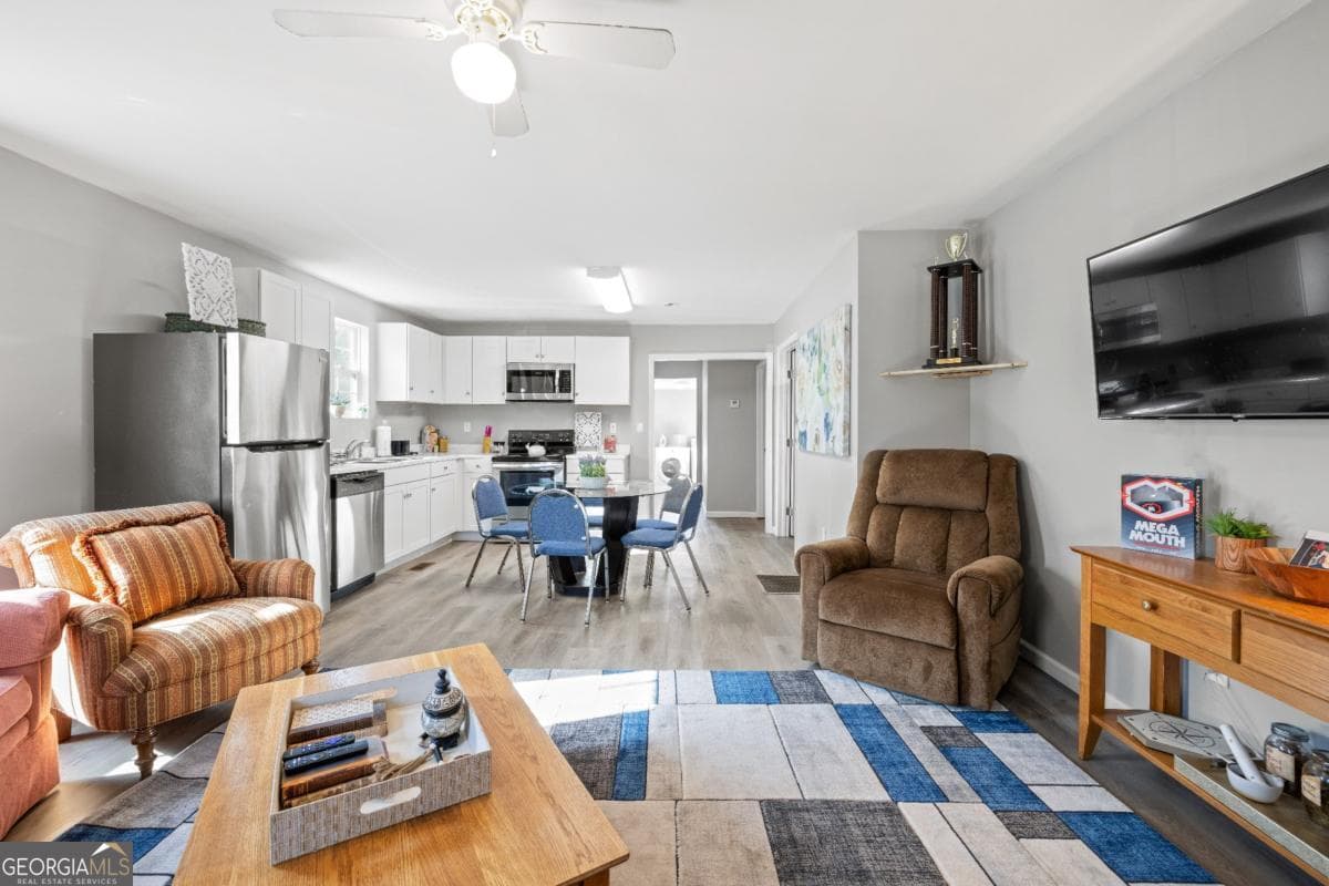 2222 Lee Sw St — photo 2