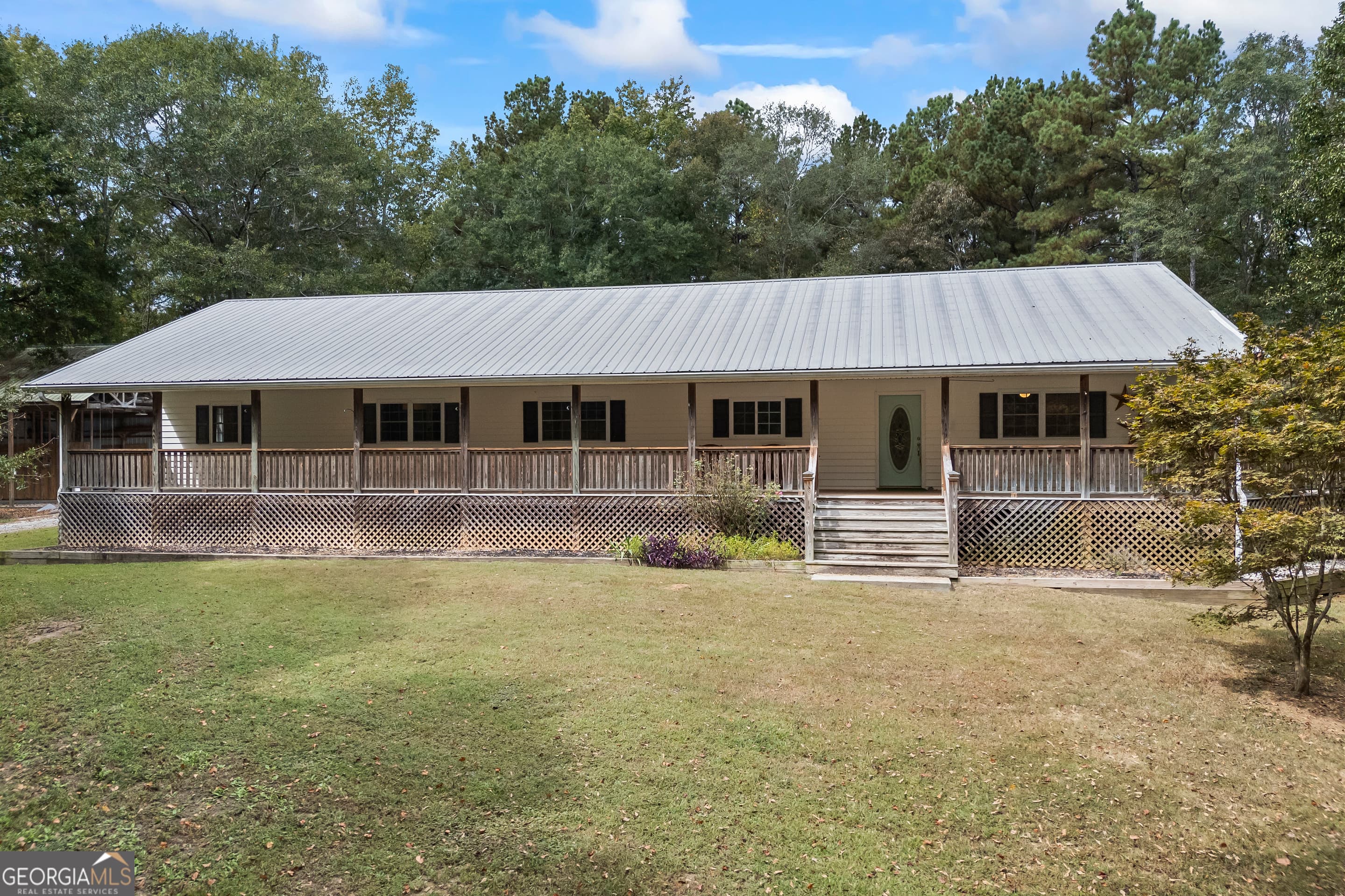 532 Davenport Rd — photo 1