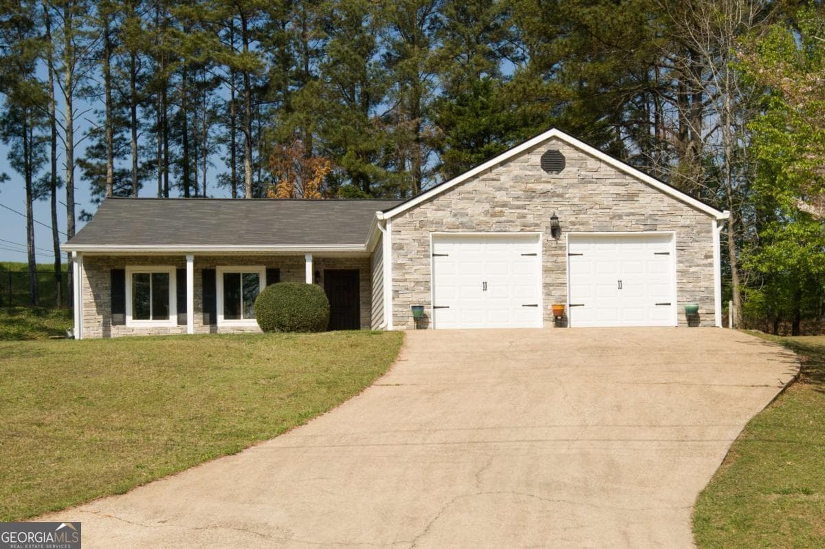 908 River Rock Dr — photo 2