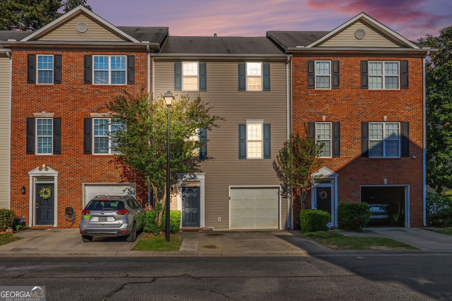 2402 Beaver Falls Nw Dr — photo 2