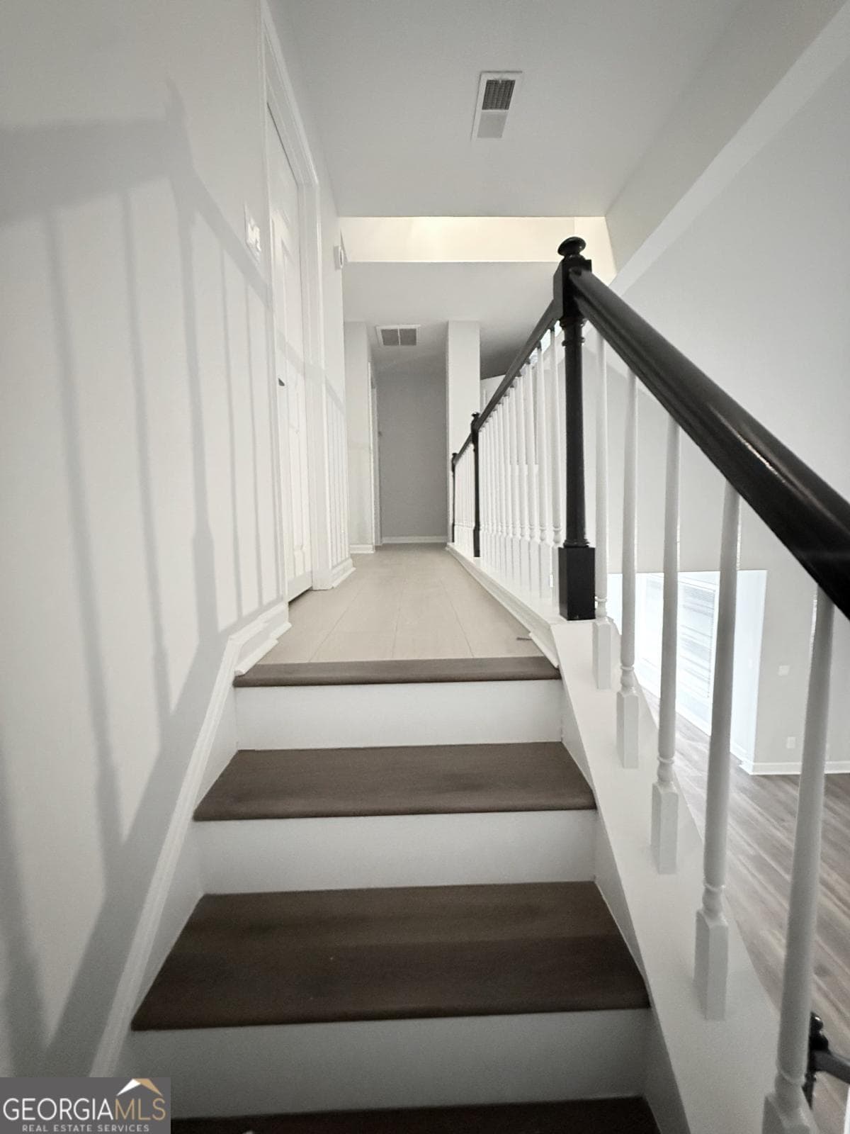 255 Dunwoody Creek Cir Circle — photo 17