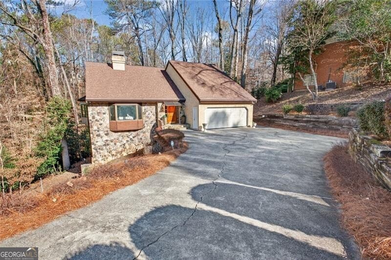 365 Crosstree Ln — photo 2