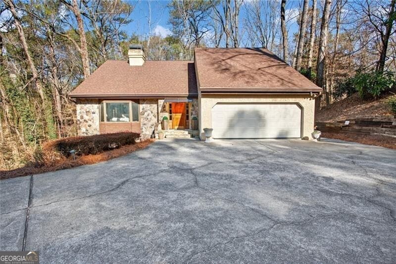 365 Crosstree Ln — photo 1