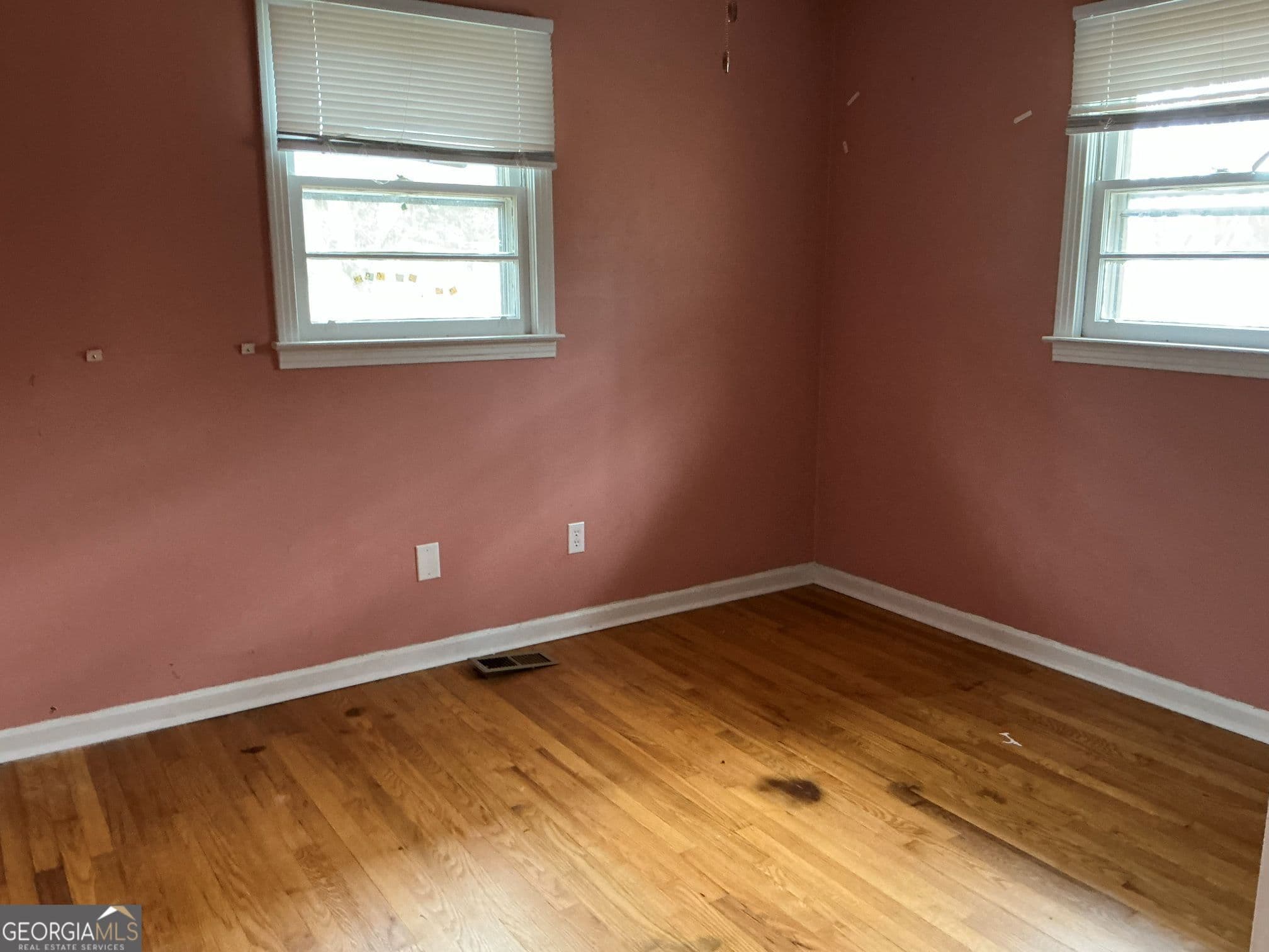 15 Cedar St — photo 11