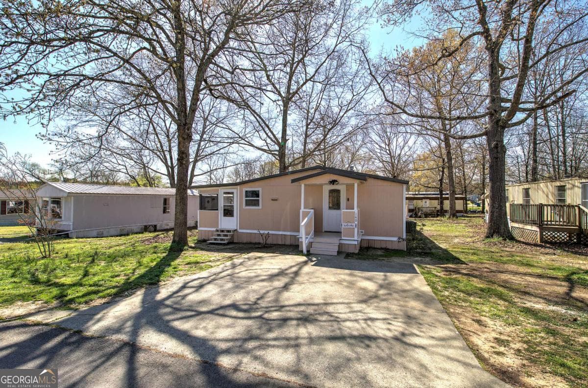 140 Rising Farm Ne Trail — photo 2