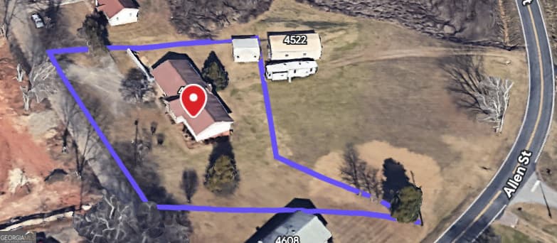 4549 Oak St — photo 2