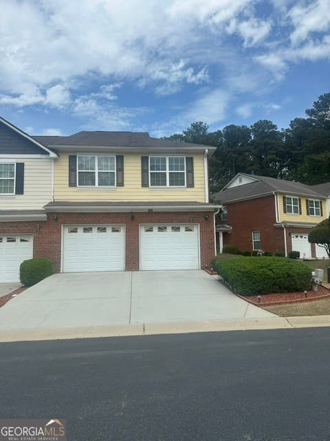 988 Treymont Way — photo 1