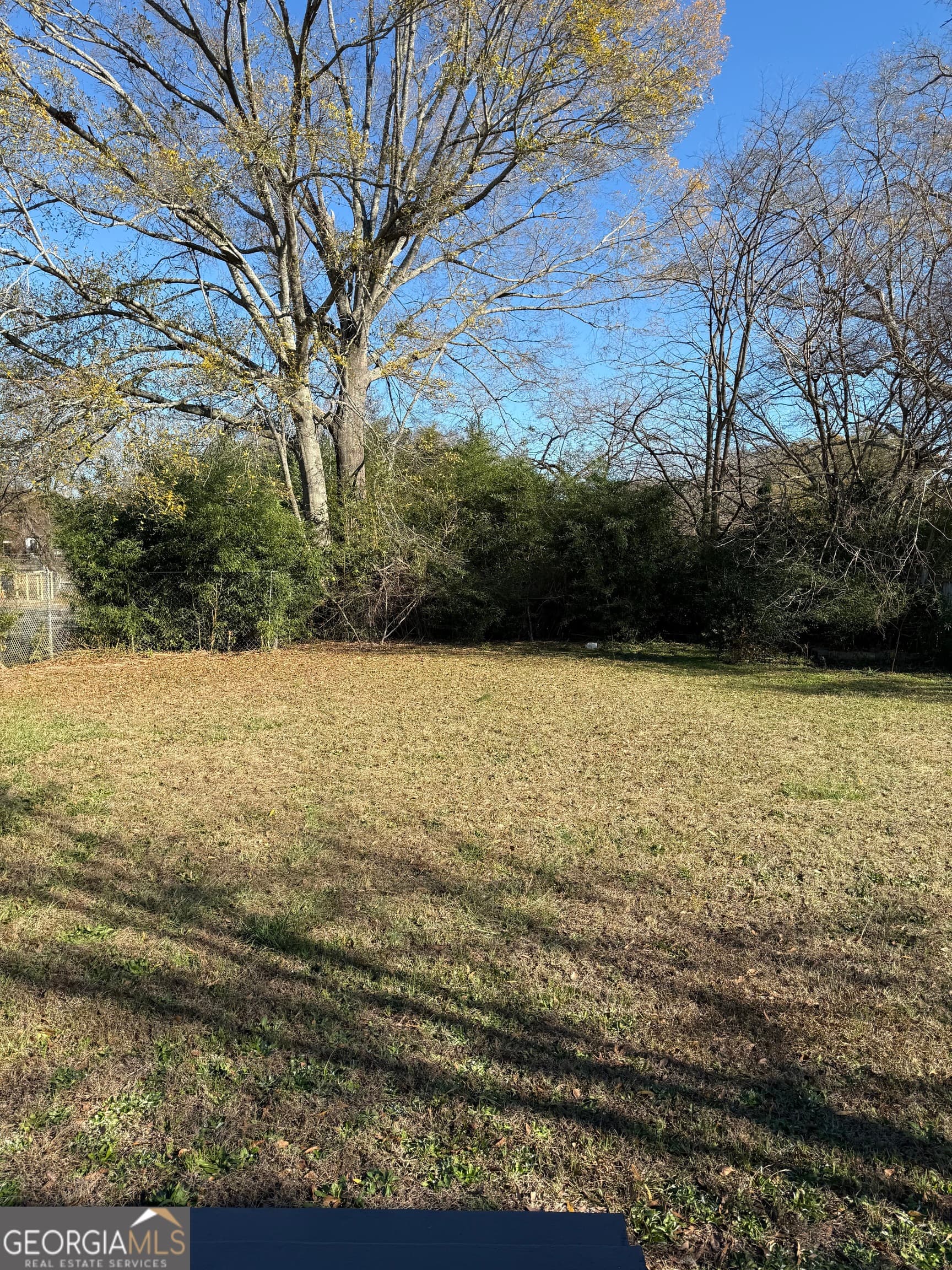 2 Cedar Ave — photo 13