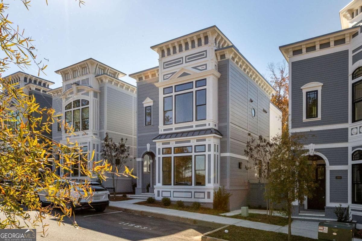 11863 Serenbe Ln — photo 1