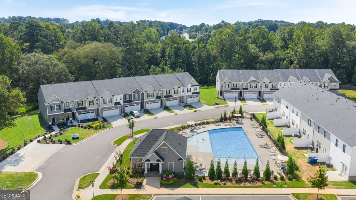 1304 Aura Ln — photo 2