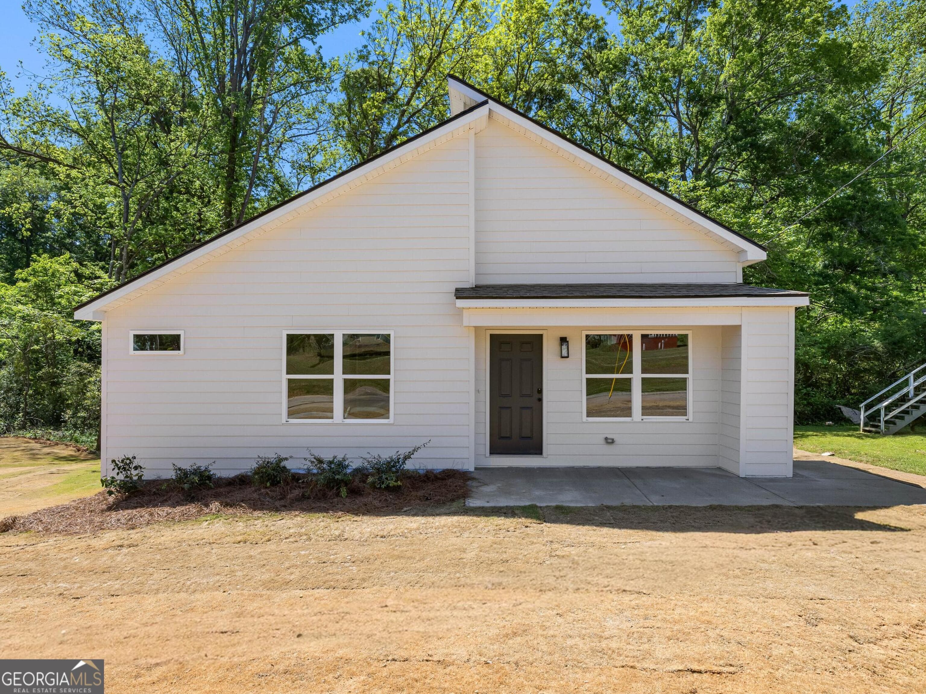 799 Hunnicutt Ave — photo 1