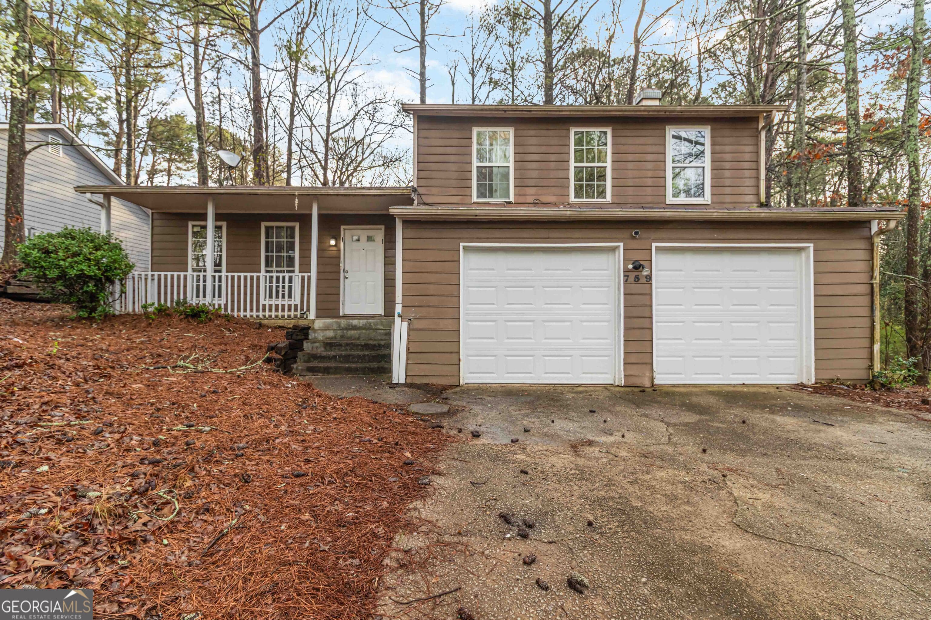 759 Greenhedge Dr — photo 2