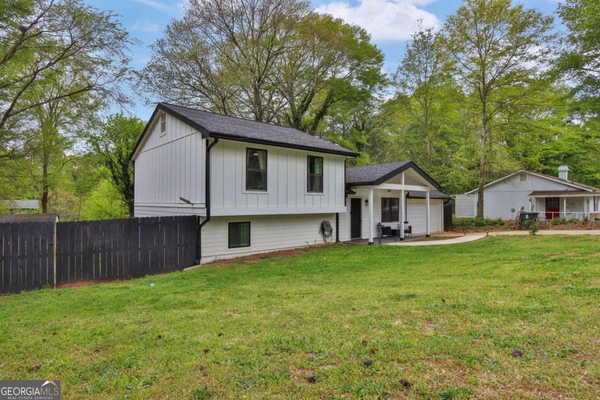 447 Warren Rd — photo 1