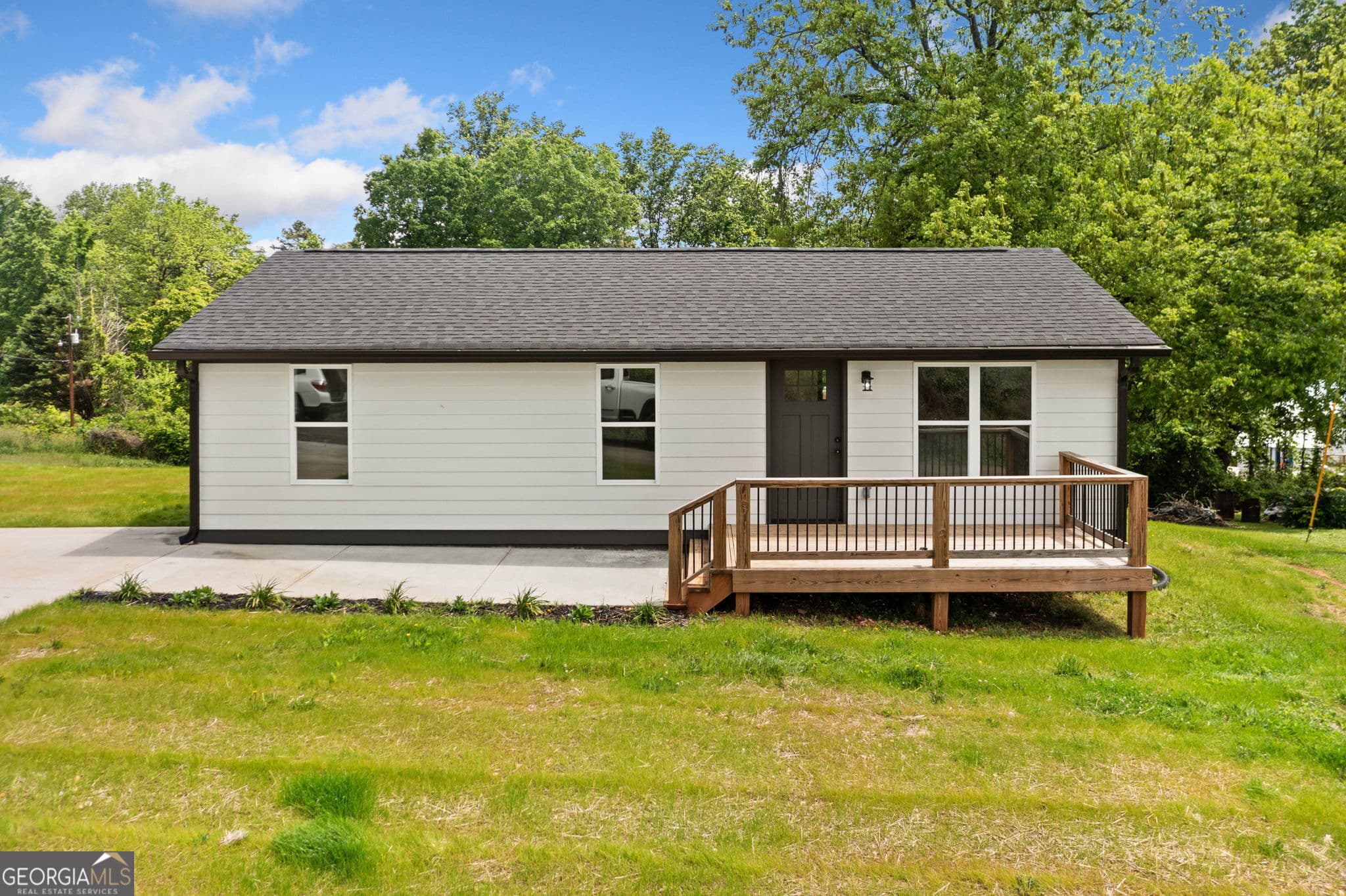 153 Church St — photo 2