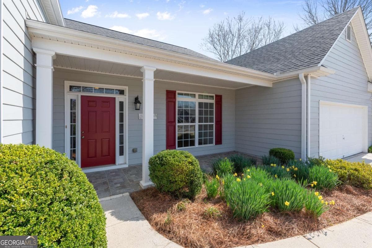 305 Hollybush Ct — photo 2