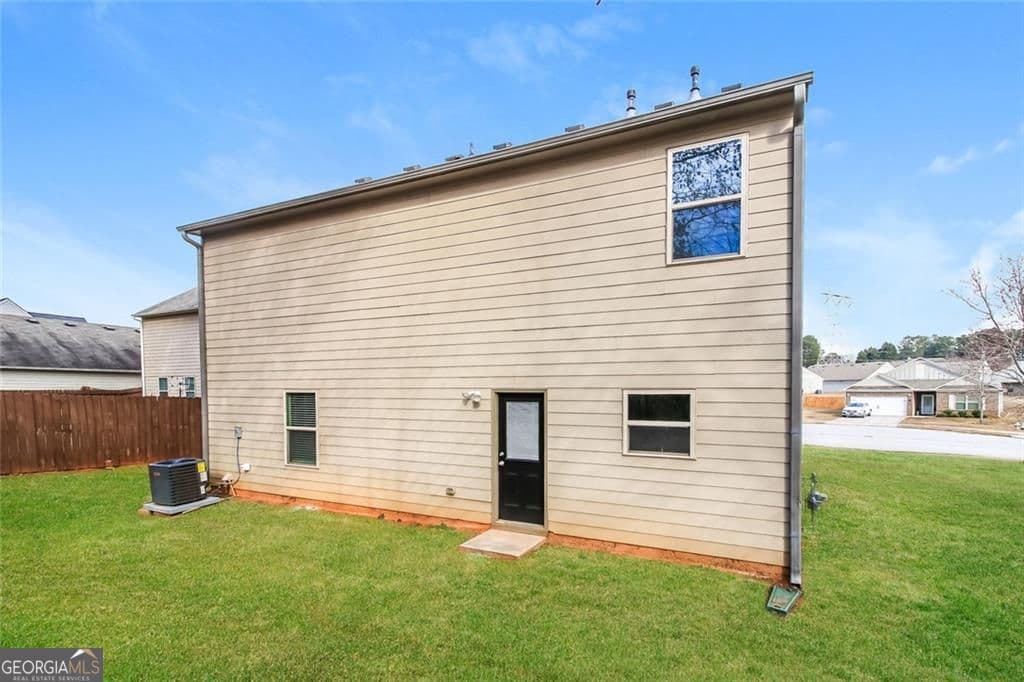 2393 Clapton Ct — photo 23