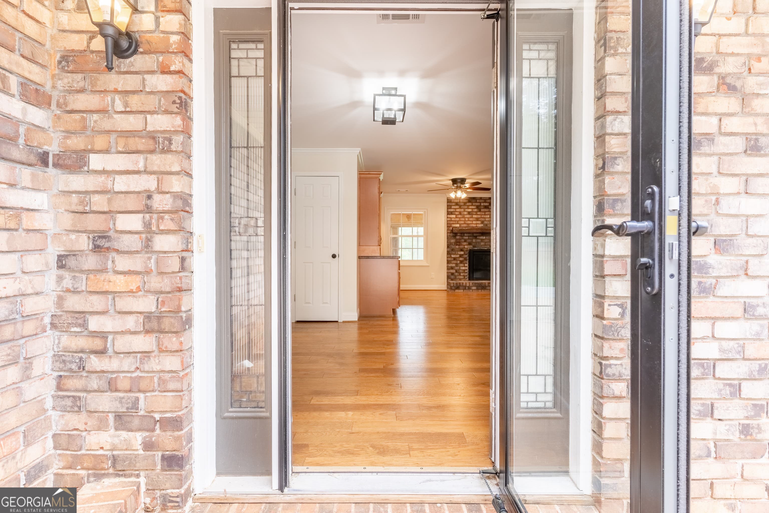 938 Swan Lake Rd — photo 2