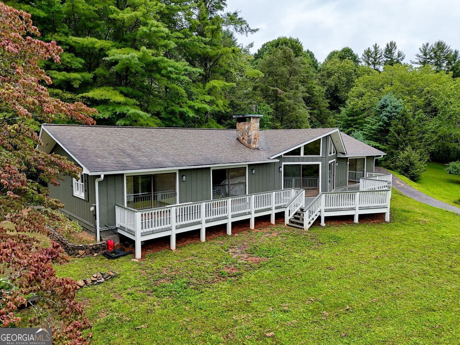 156 Tahoe Ln — photo 1