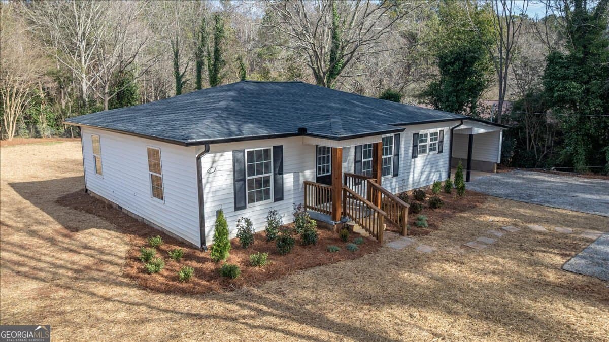 404 Walker Dr — photo 2