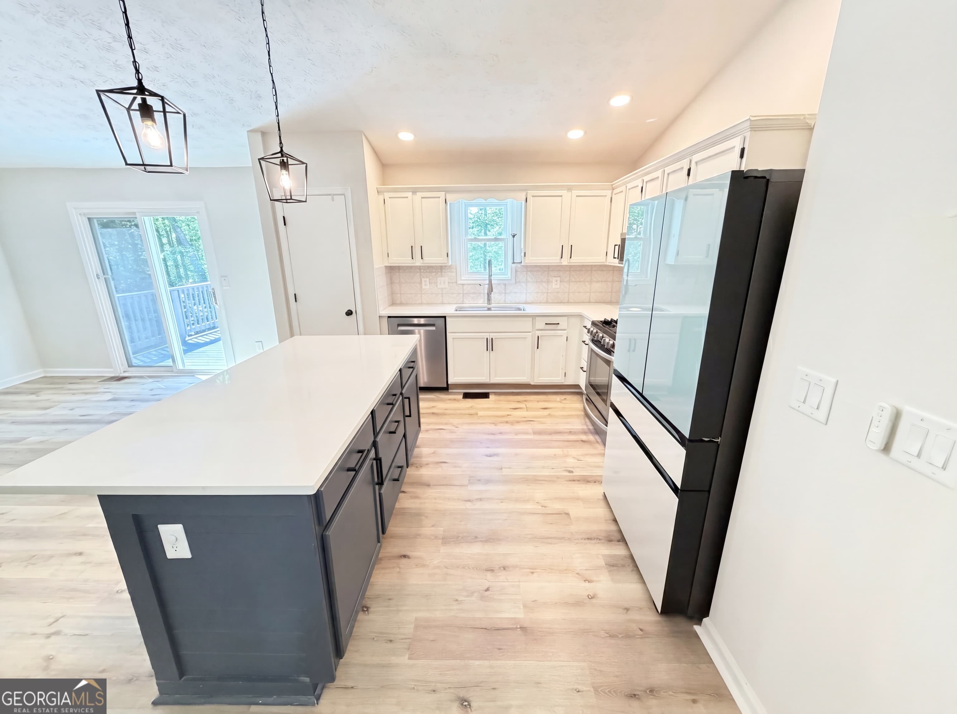 1327 Towne Harbor Trail — photo 2