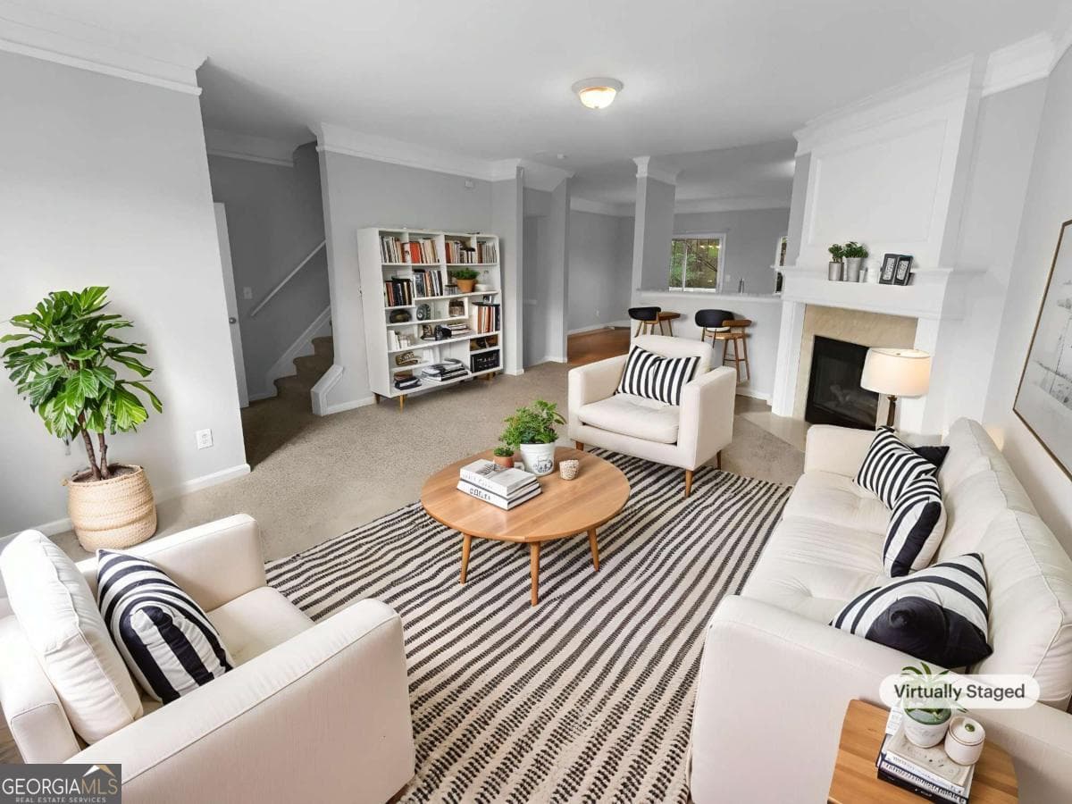 6756 Blackstone Pl 6 — photo 1