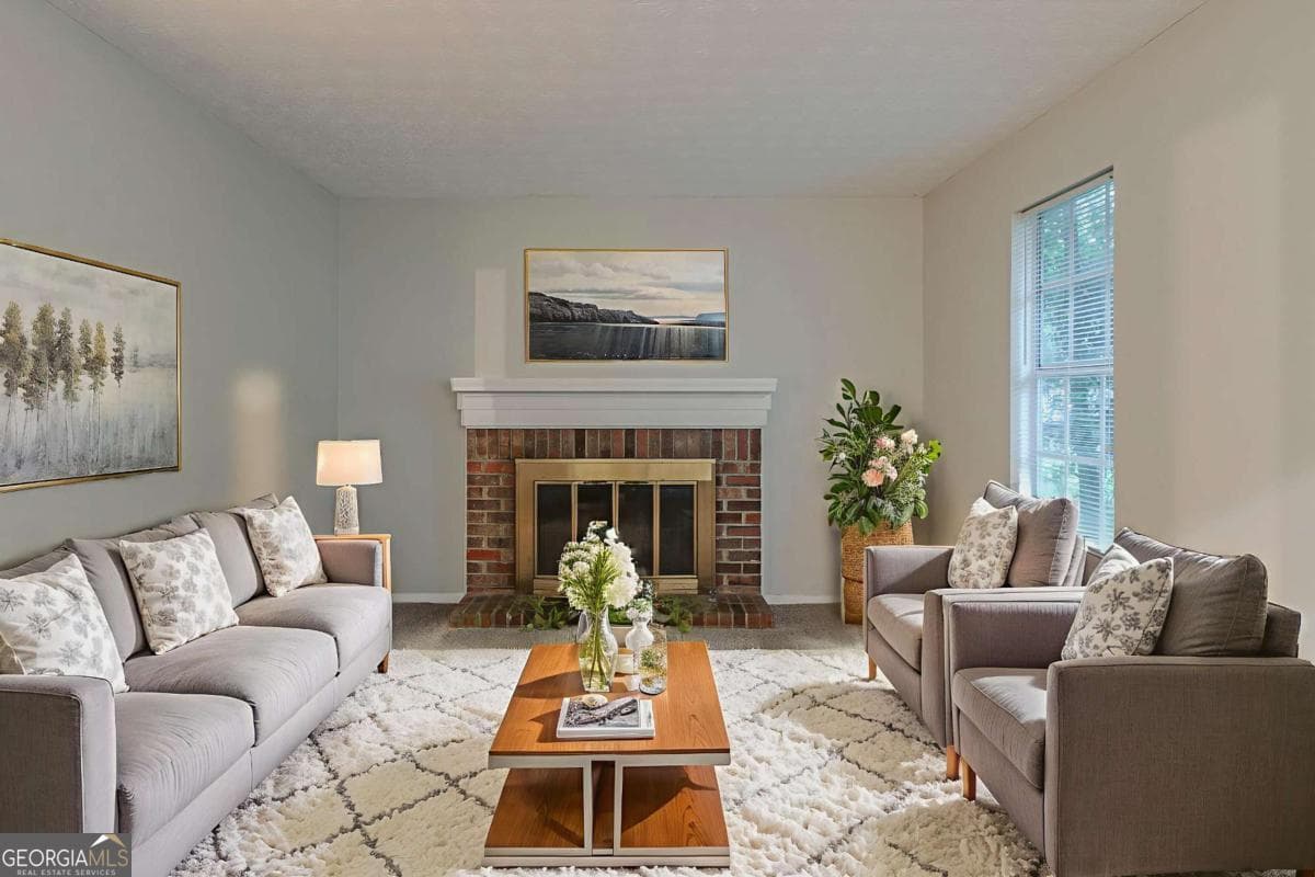 4634 Garden Hills Dr — photo 2