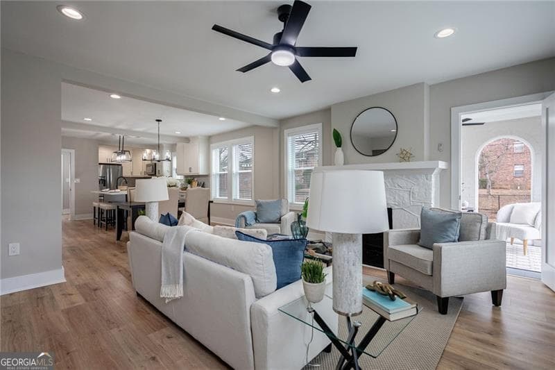 1283 Beecher Sw St — photo 2