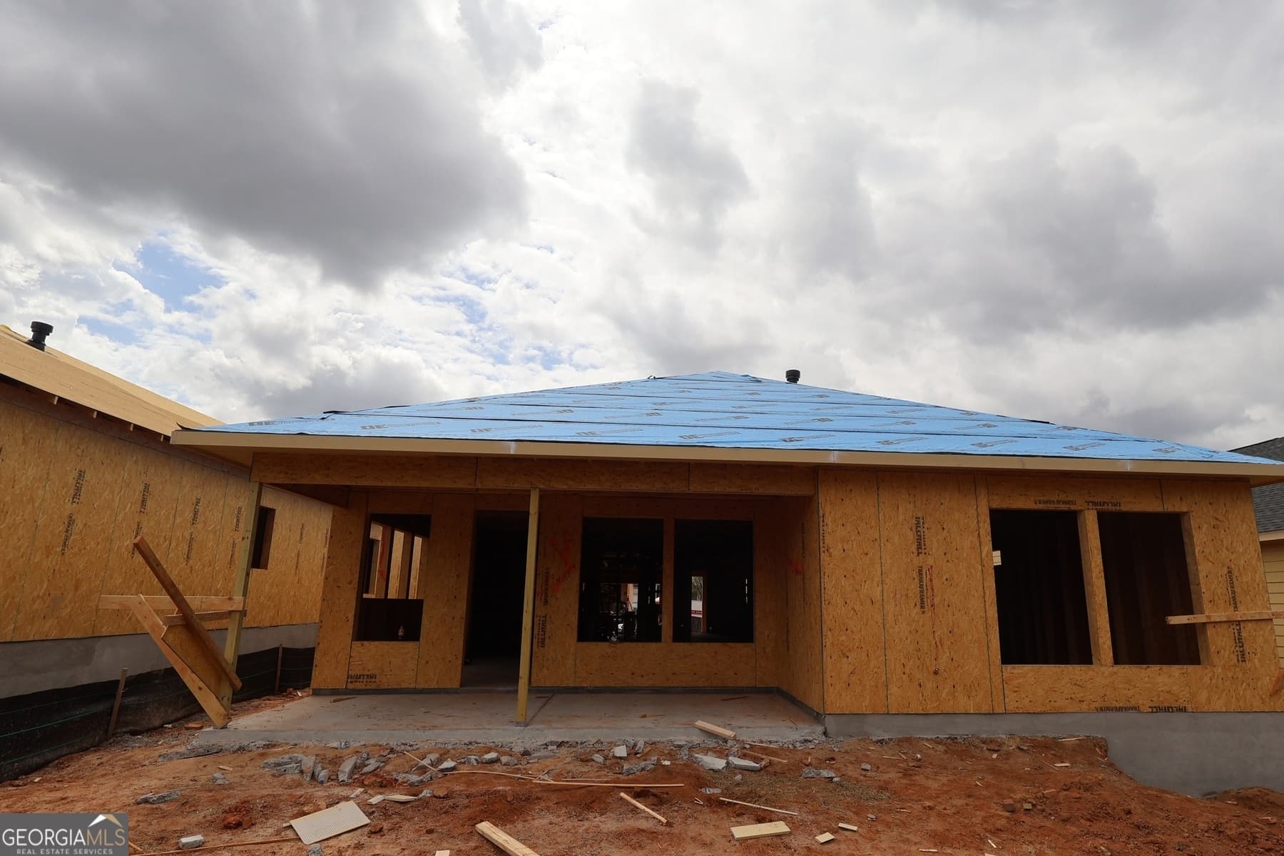 259 Strawberry Ln — photo 2