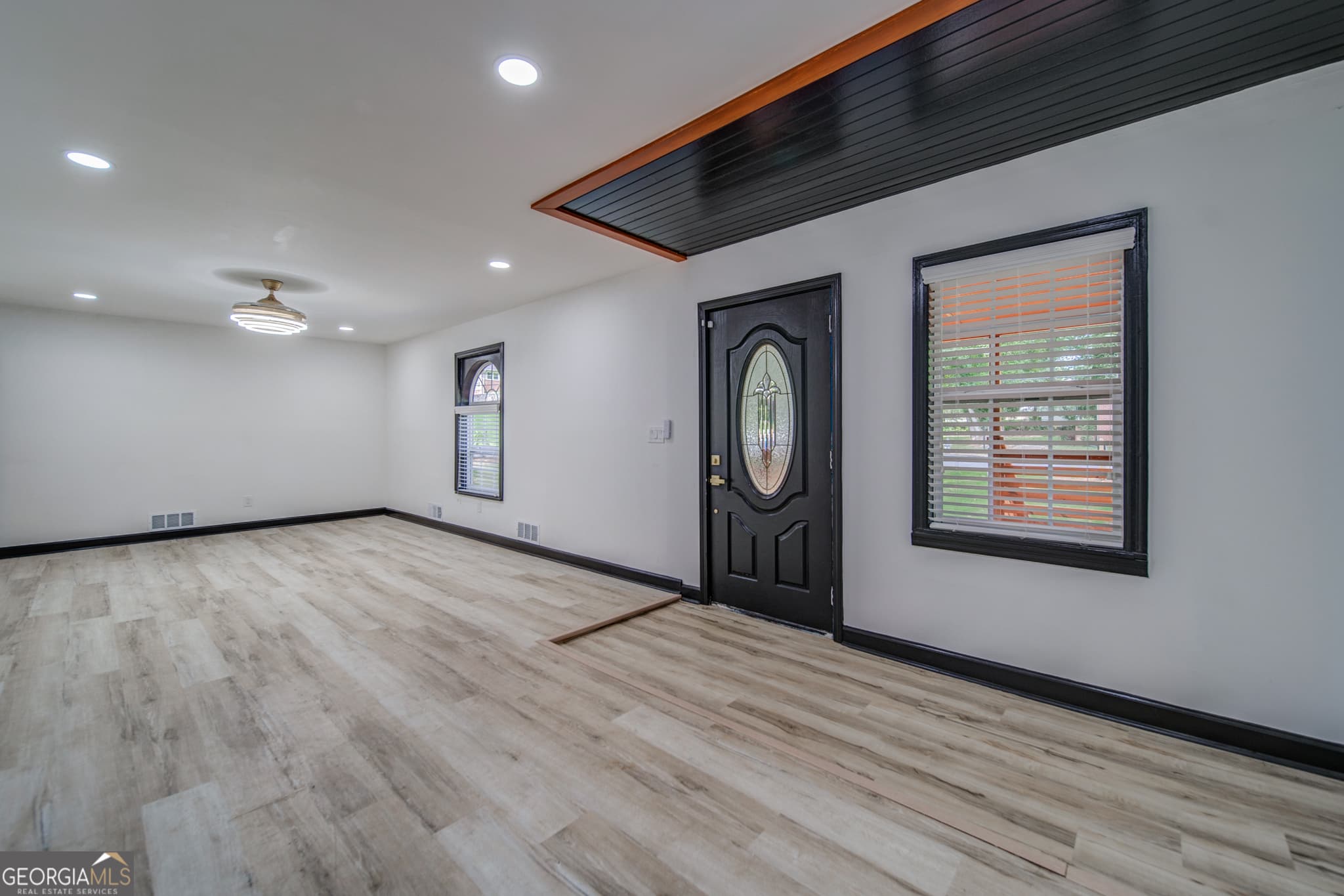 2020 Marvin Sw Ln — photo 2