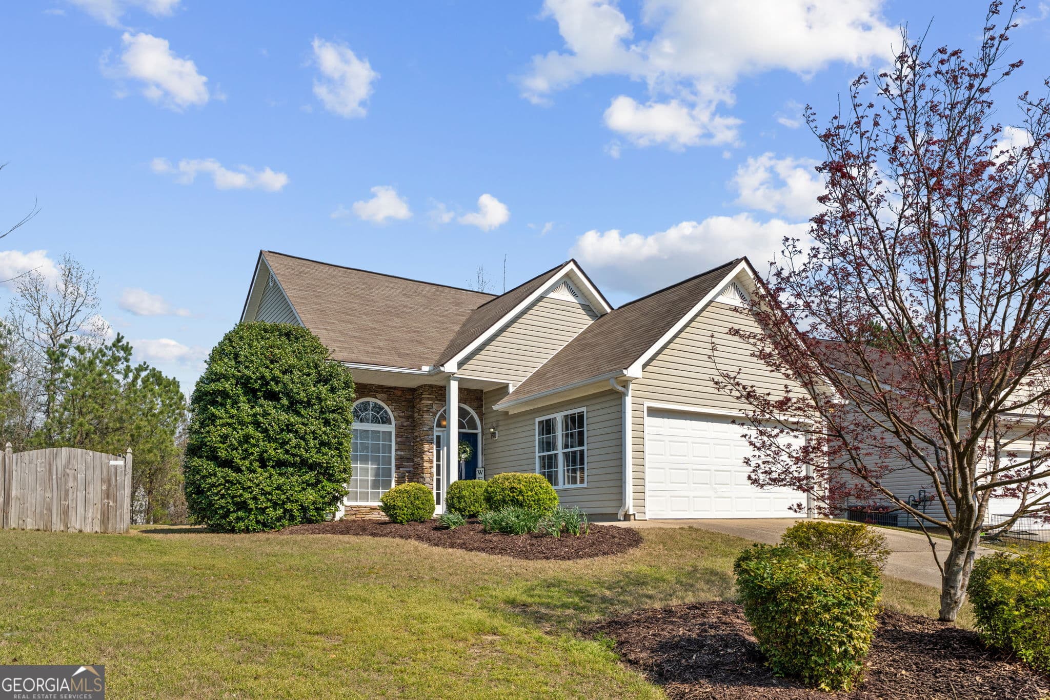 303 Providence Rd — photo 2