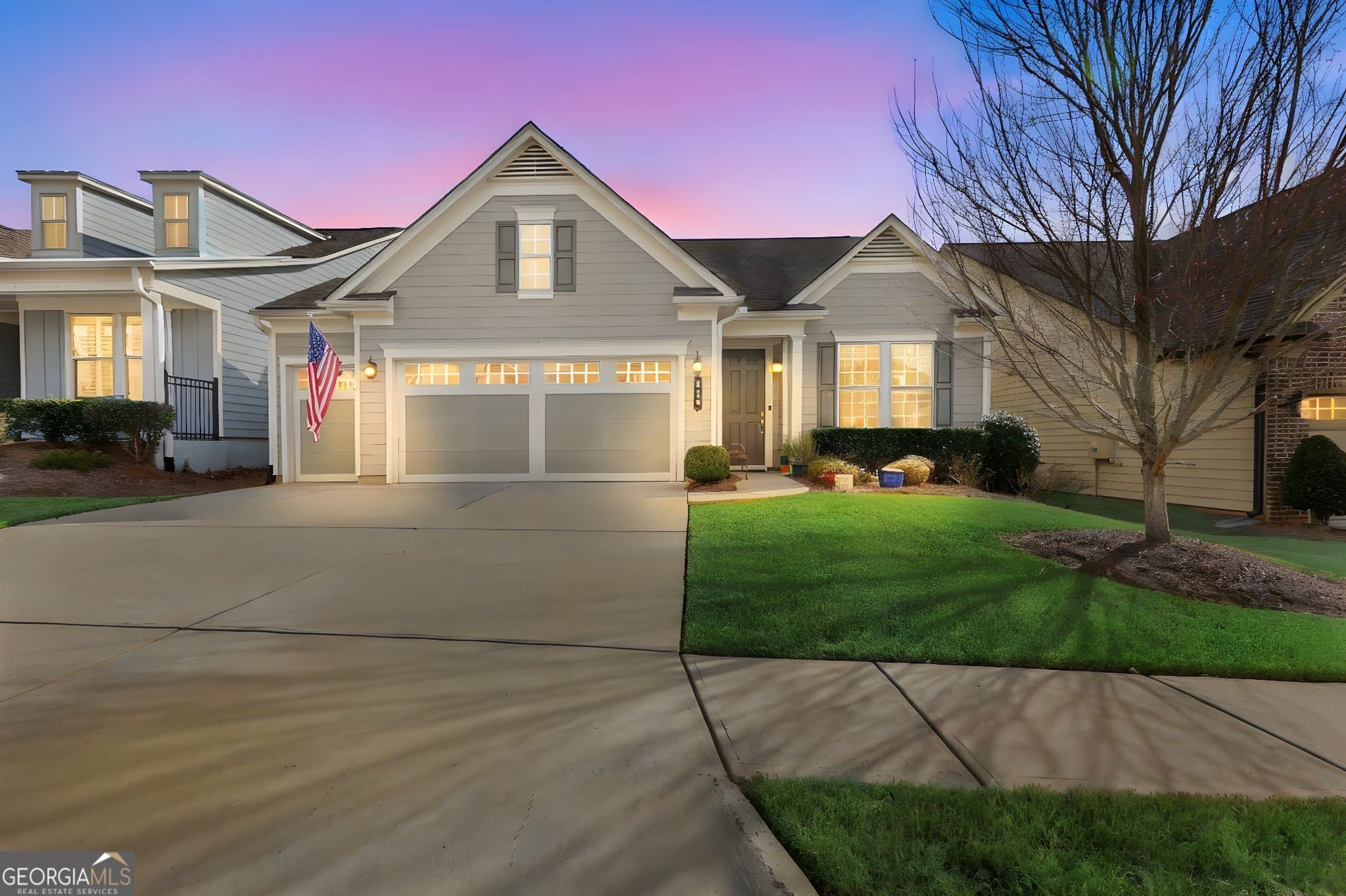 215 Spruce Pine Circle — photo 2