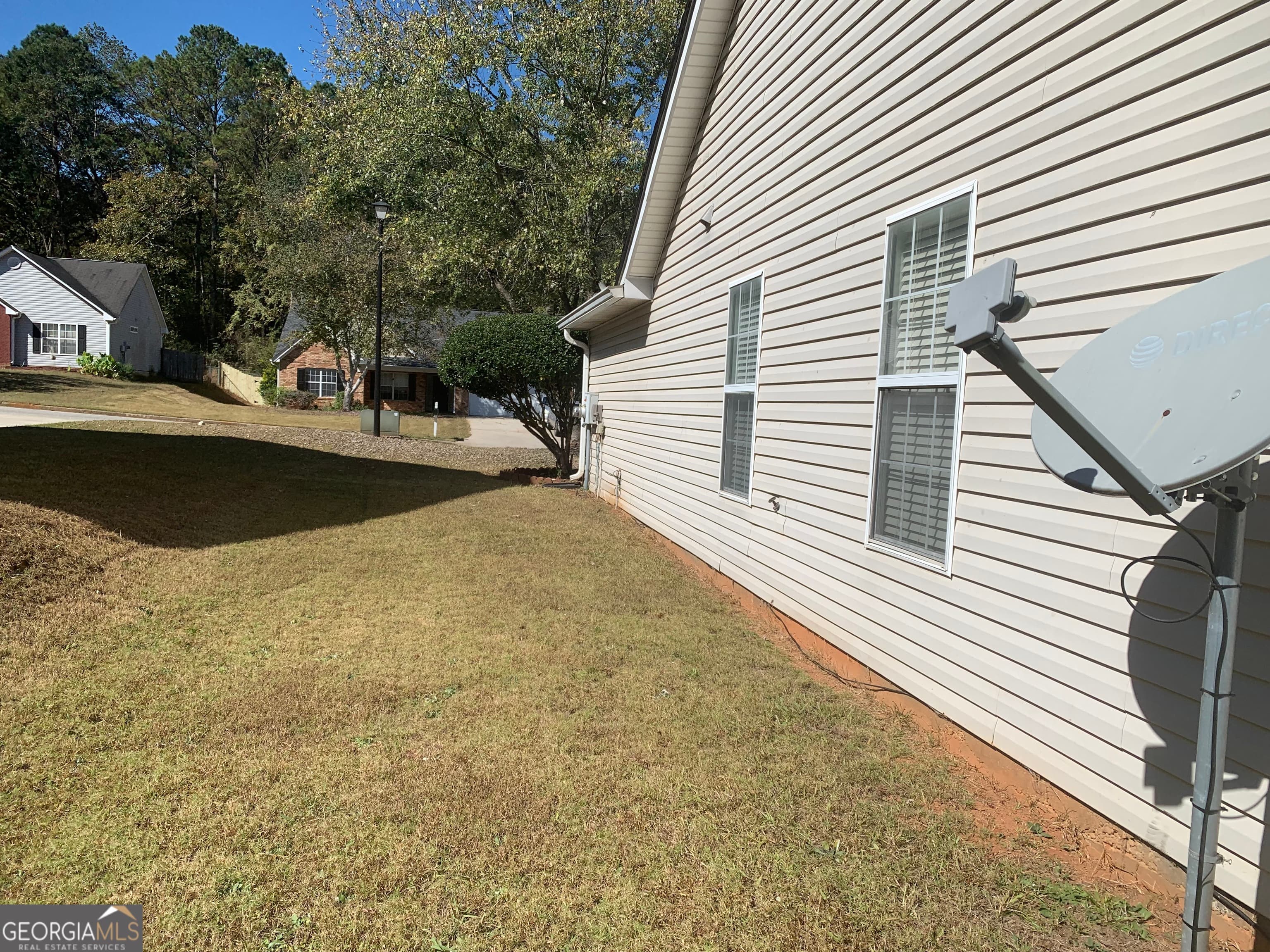 200 Syracuse Ln — photo 24