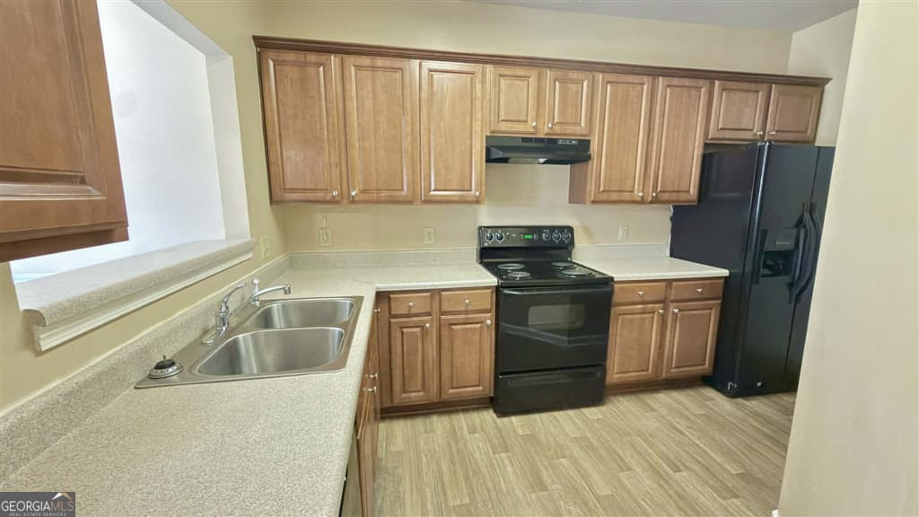 314 Oakland Hills Way — photo 2