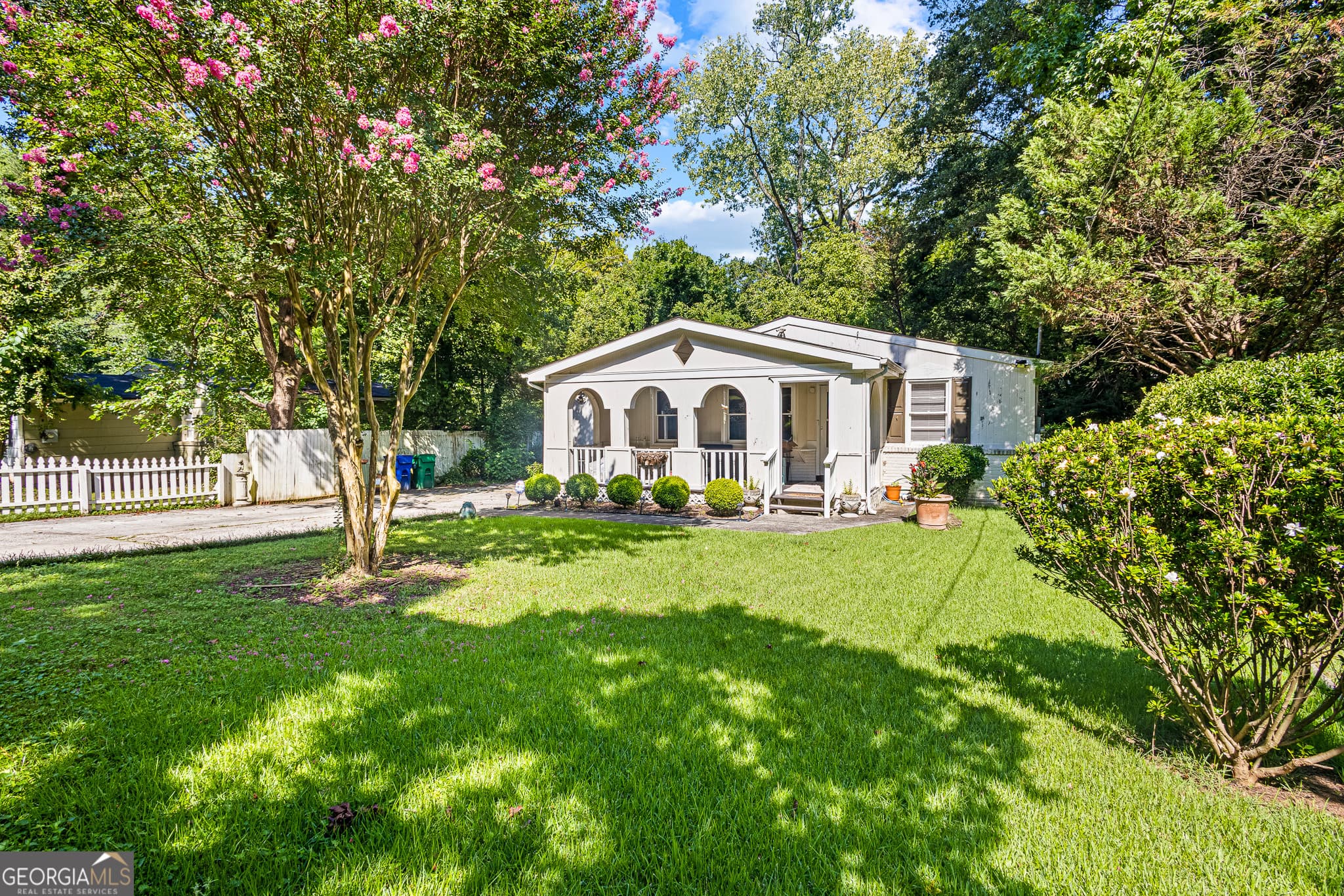 2738 S Bamby Ne Ln — photo 2