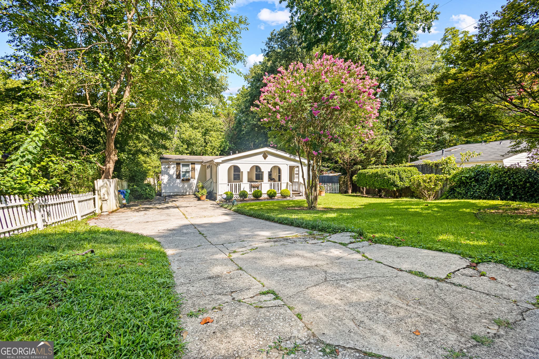 2738 S Bamby Ne Ln — photo 1