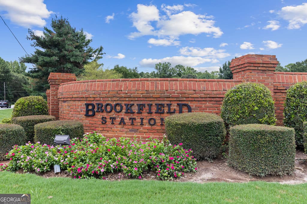 1104 Brookfield Se Dr — photo 43