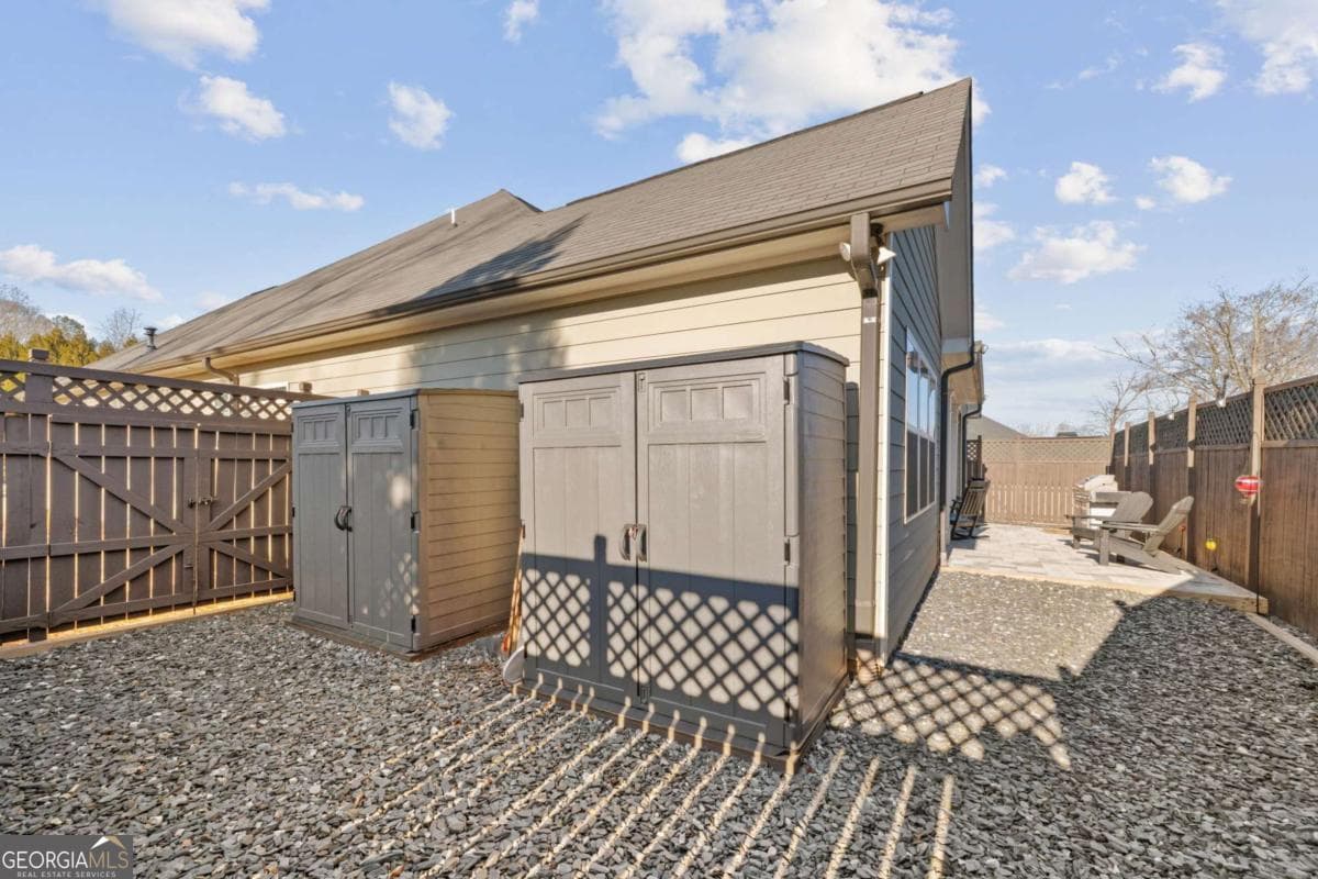 1304 Burnam Wood Dr — photo 27