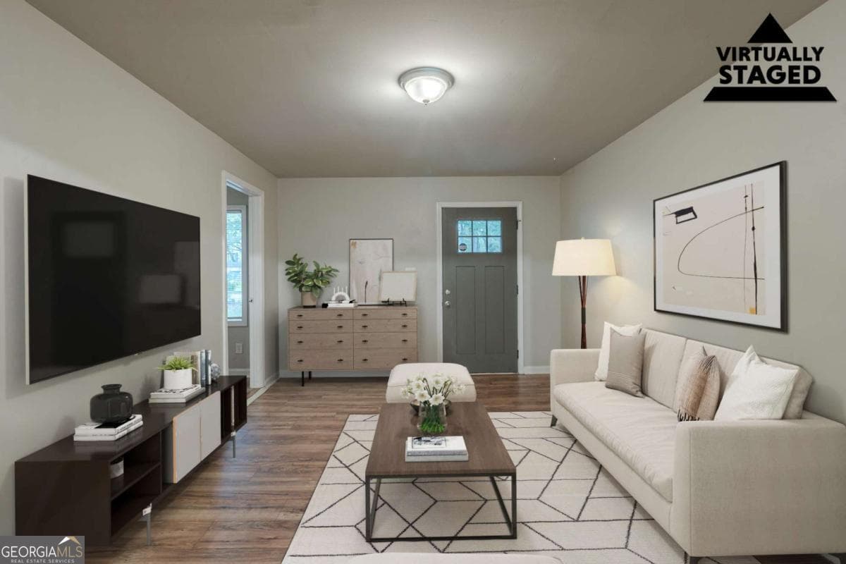 3140 Delowe Dr — photo 2