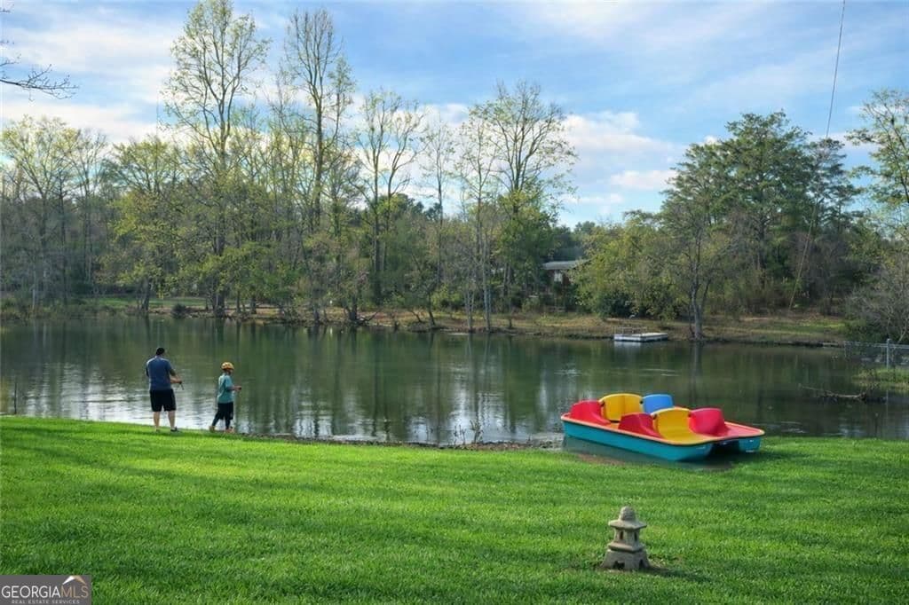 12 Windsor Way — photo 88