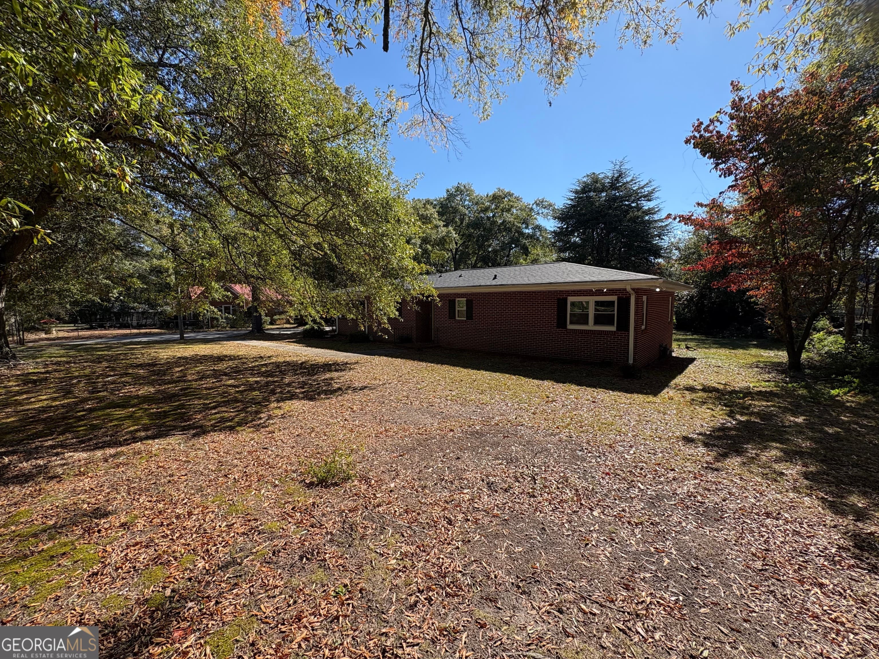 940 E Church St — photo 2