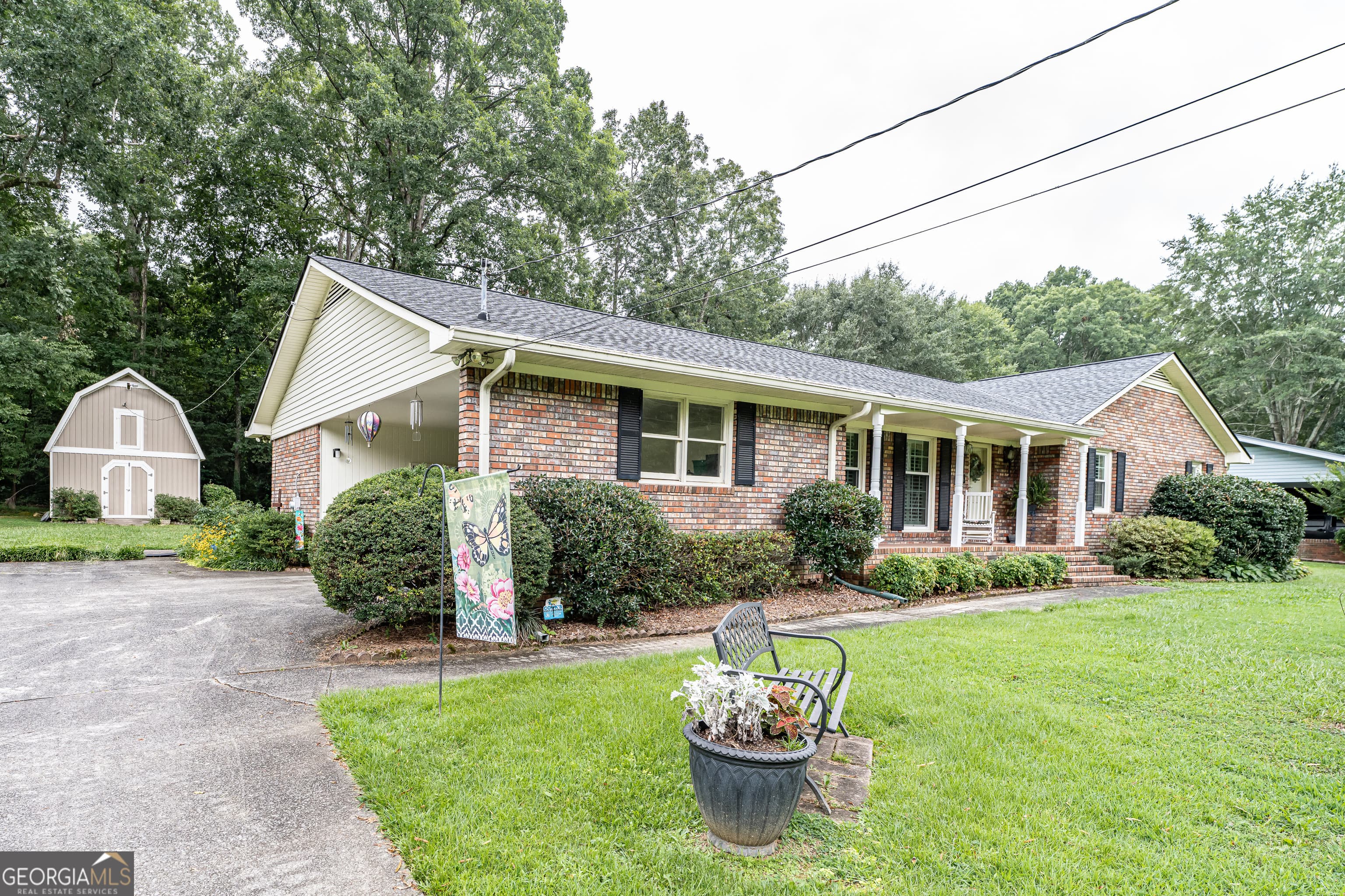 16 Cinnamon Ne Ln — photo 2