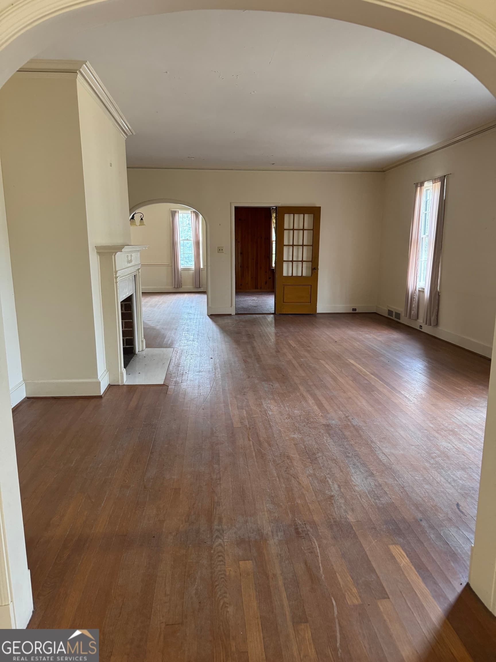 700 Heards Ferry Rd — photo 31