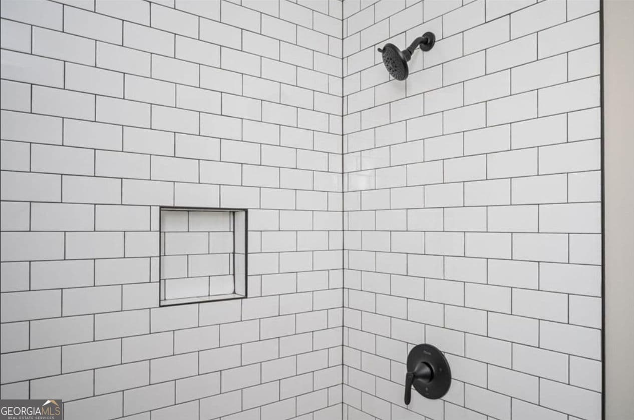 516 Branch St — photo 30