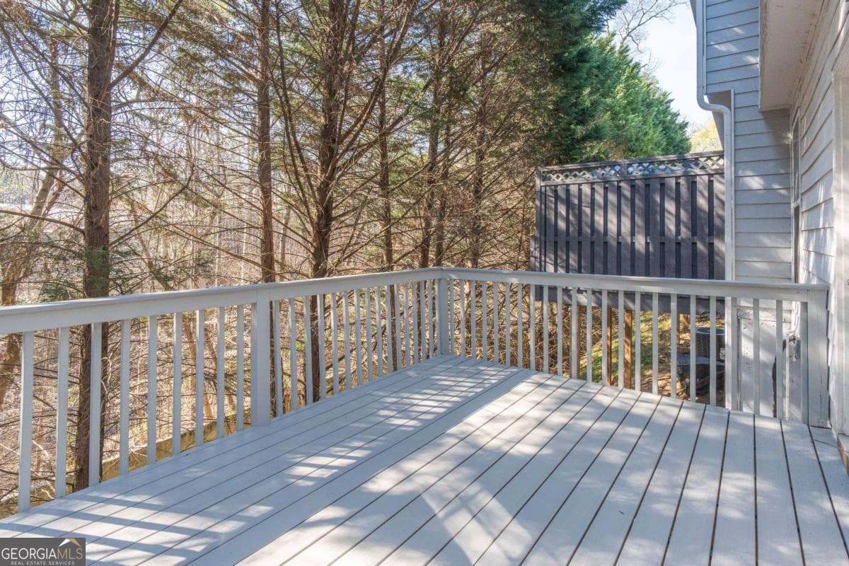 3800 Thayer Trace — photo 36