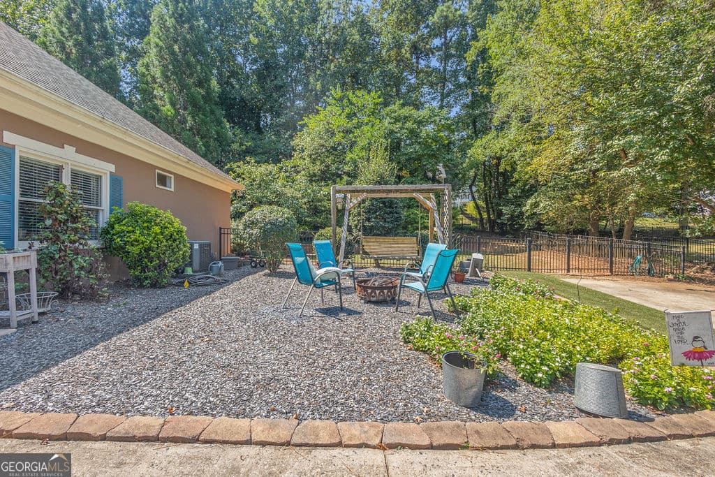 100 South Shore Dr — photo 2