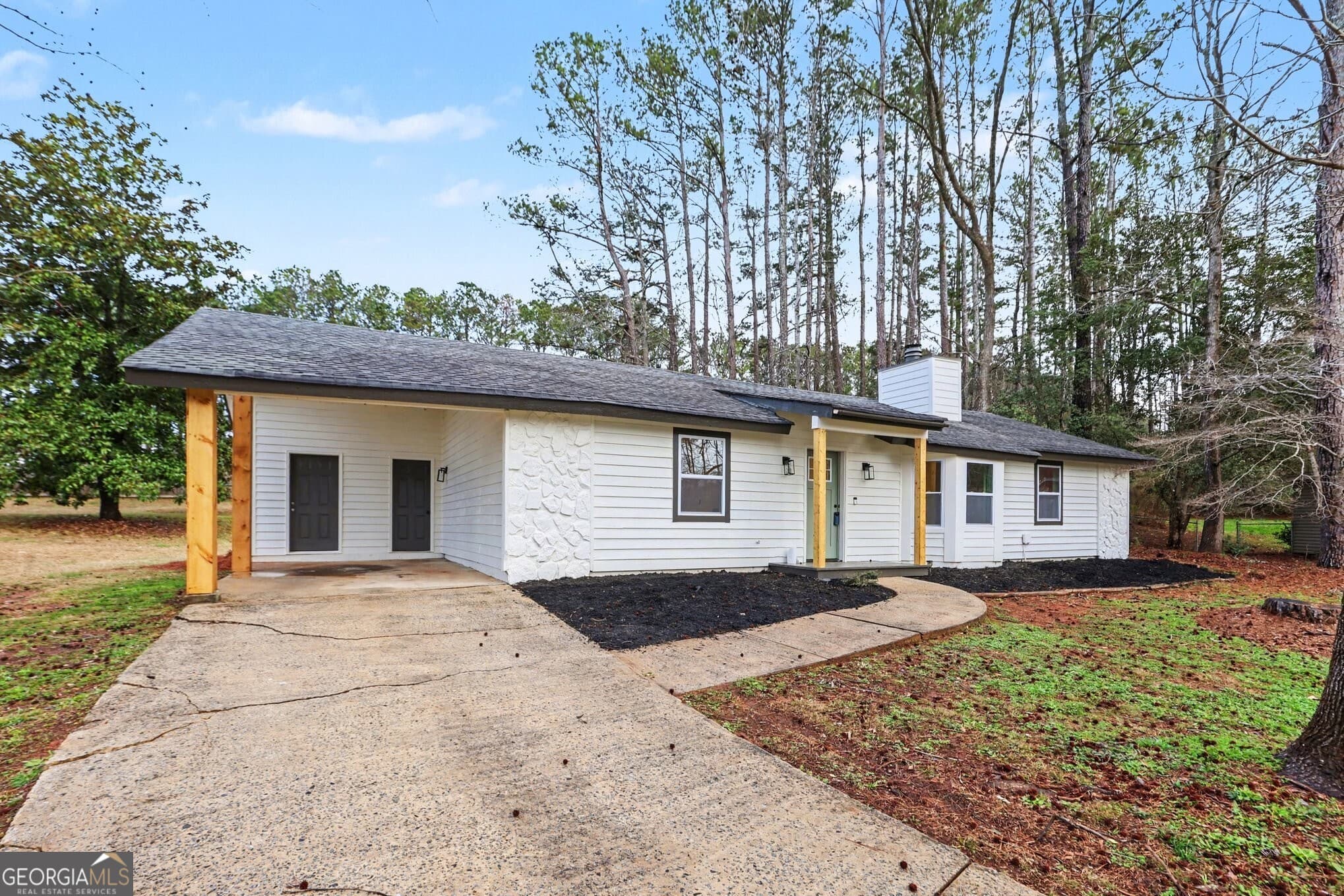 22 Barberry Dr — photo 2