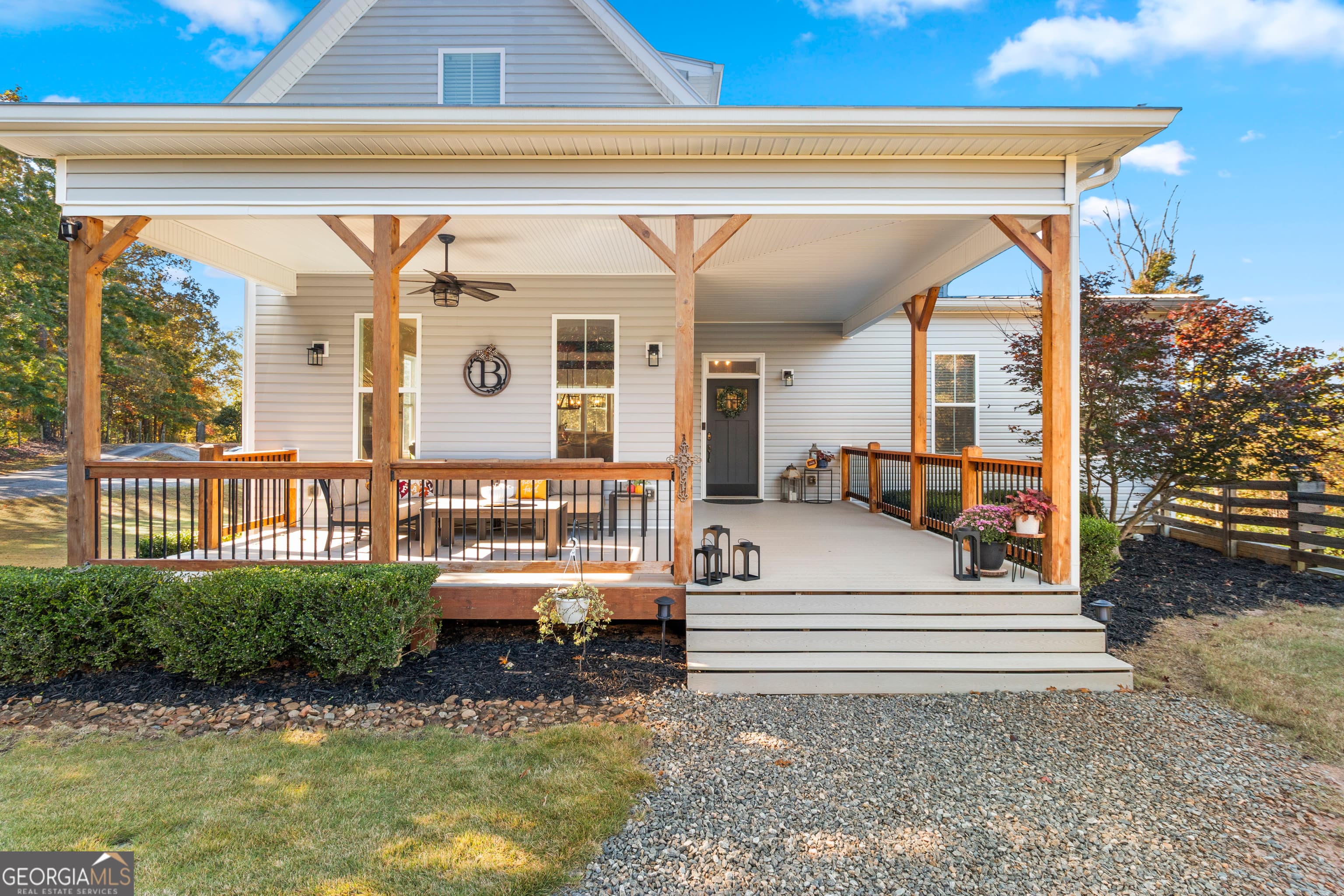 6435 Looper Lake Dr — photo 2