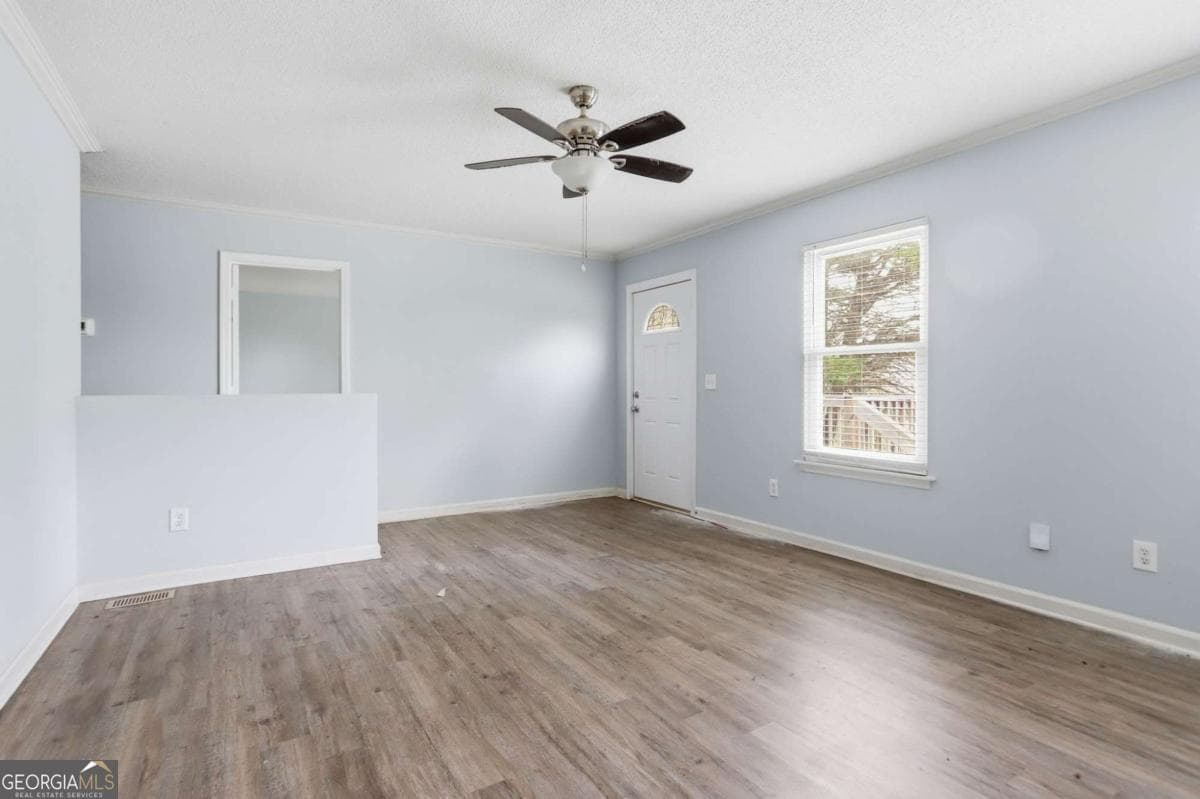 134 Mayflower Circle — photo 2