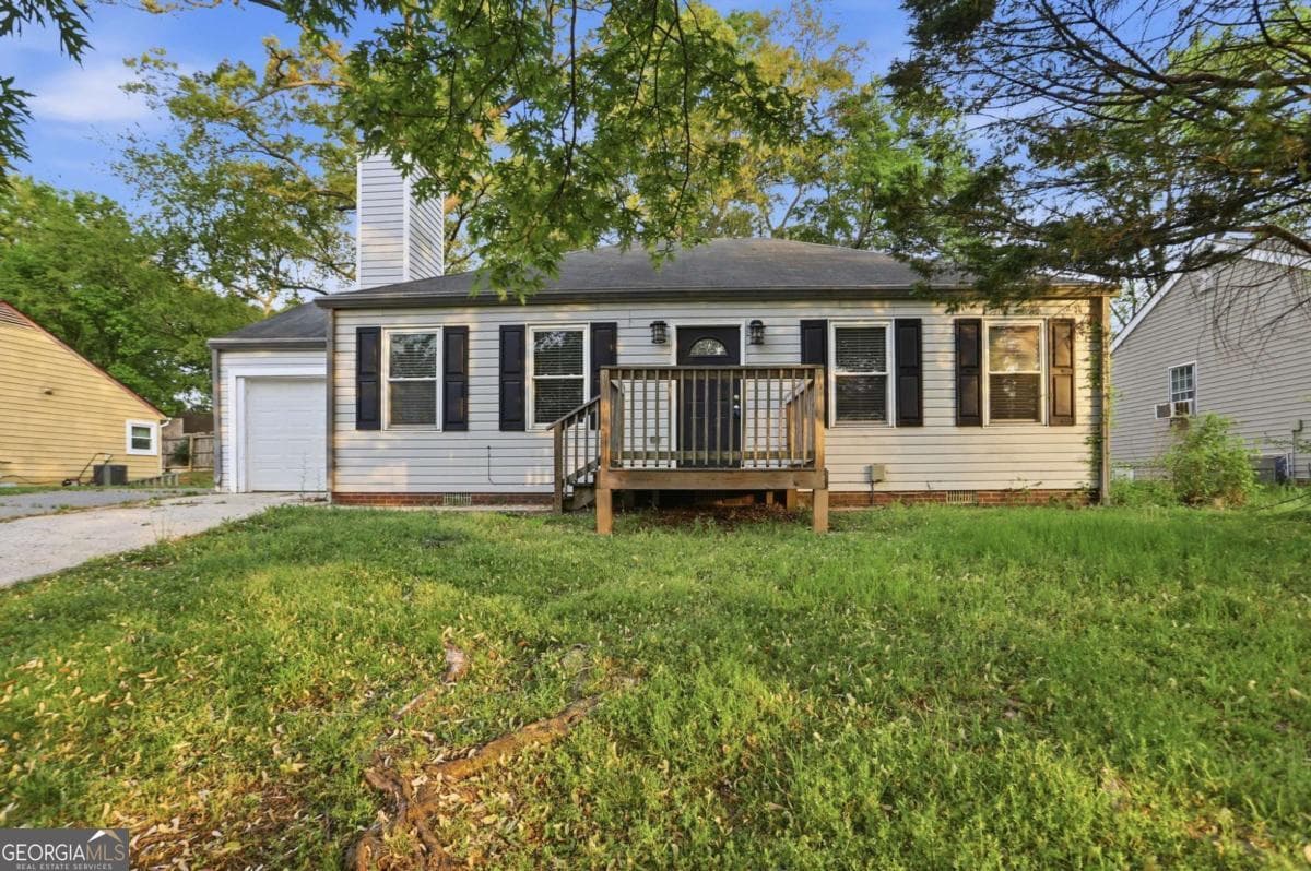 134 Mayflower Circle — photo 1