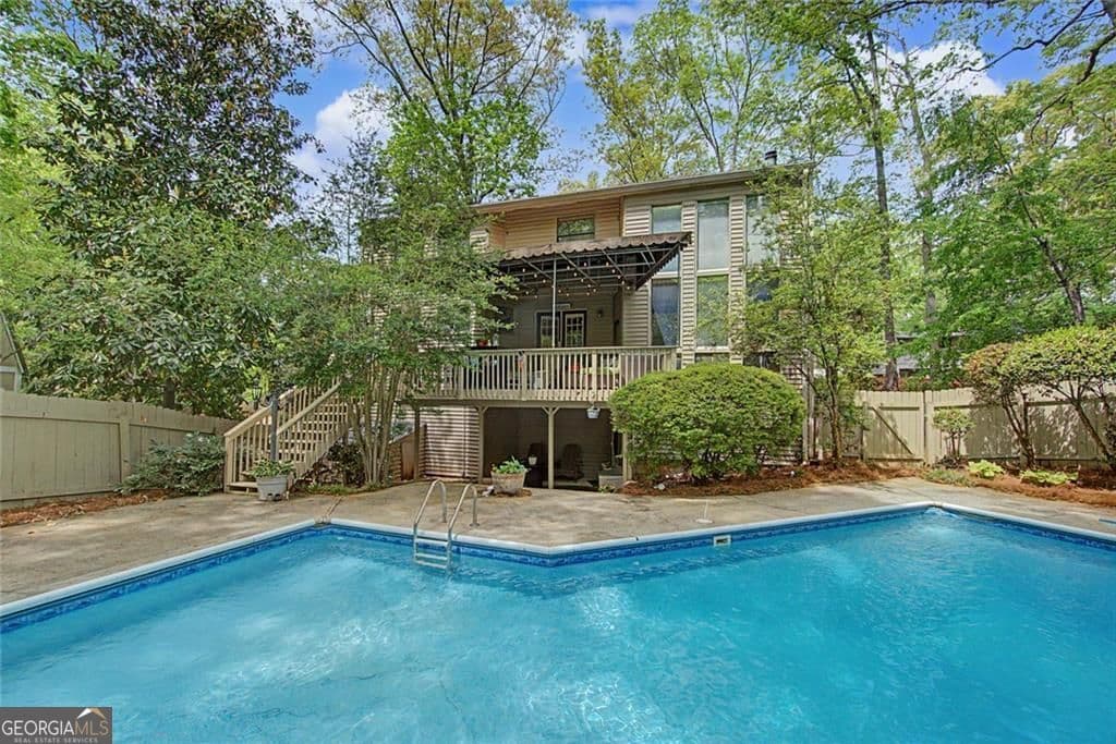 2915 Pond View Ct — photo 2